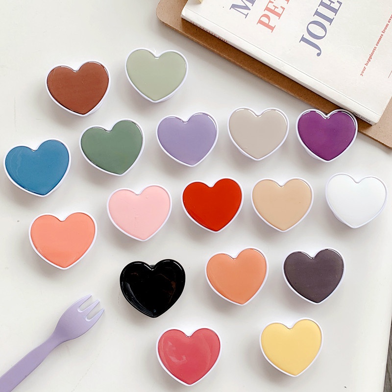 Universal Heart Shaped Phone S - огляд і ціна Phone Accessories Vending Machine