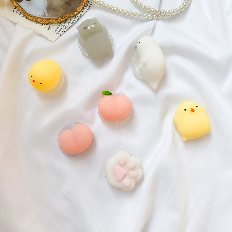 Cute Pinch Le Mobile Grip-tok  - огляд і ціна Phone Accessories Vending Machine