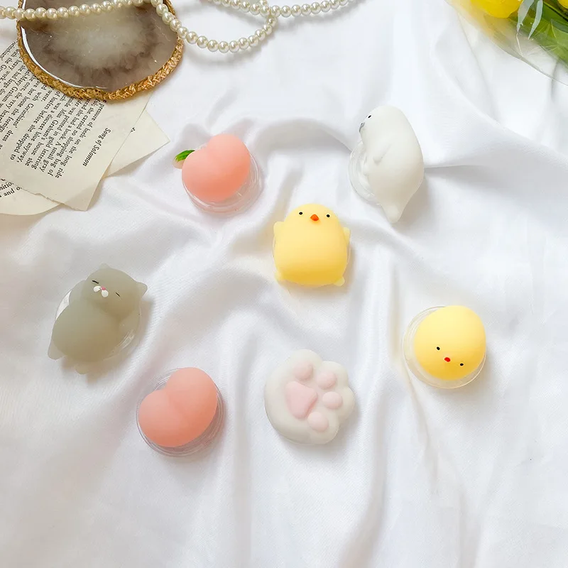 Cute Pinch Le Mobile Grip-tok  - огляд і ціна Phone Accessories Vending Machine